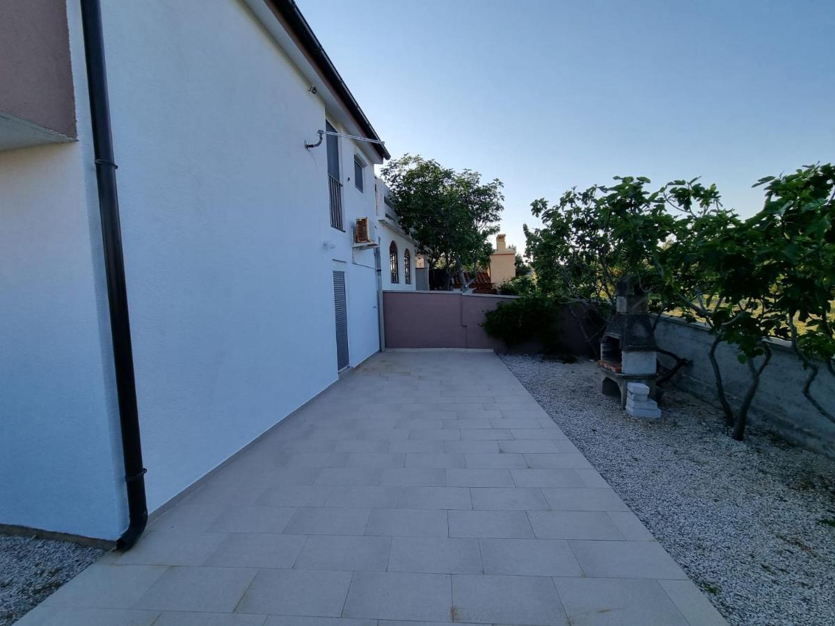 Apartments Ema فير المظهر الخارجي الصورة