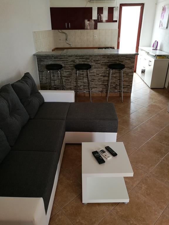 Apartments Ema فير المظهر الخارجي الصورة